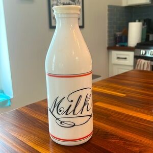 Farm Kitchen Milk Bottle Egizia Glass
